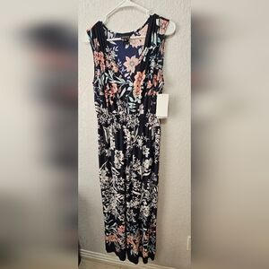 Floral Sleeveless Maxi Dress